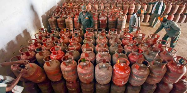 Centre domestic LPG cylinder price by Rs 200