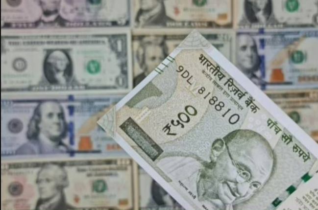 At USD 642.49 billion, India's foreign exchange reserves hit all-time high; Details inside-